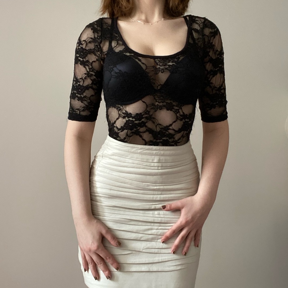 (FREE WITH PURCHASE) FOREVER 21 BLACK LACE BODY SUIT